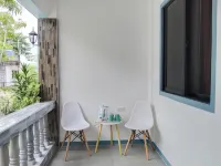 Elen Inn - Malapascua Island Air-Conditioned Room2 Hotels in Logon