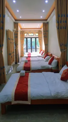 Nha nghi Nha Cua Lam - Lam's House Motel Hotels in 