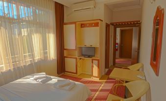 Leman AKÇAY Otel - Housity