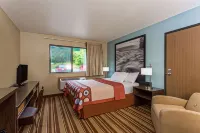 Super 8 by Wyndham Houghton Hotels in Hancock