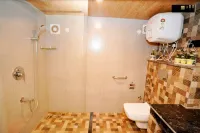 Spatii by the Ganges