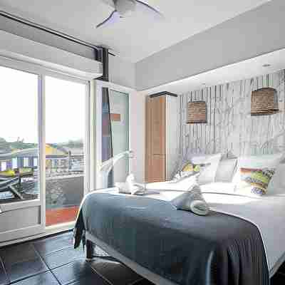 Logis Hôtel la Baïne Rooms