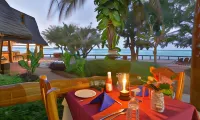Mnarani Beach Cottages - breakfast