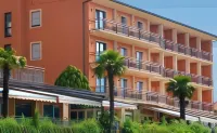 Hotel Anna Hotels in Ala