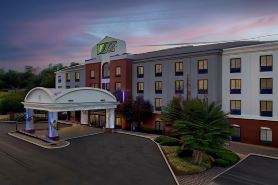 Holiday Inn Express & Suites KNOXVILLE-CLINTON by IHG