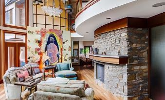 East Hampton Art House Bed and Breakfast