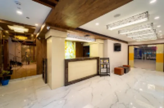 拉格蘭德馬拉爾精品飯店 樸迪切裡