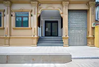 Cozrum Homes - Cozytel Residence Hotels in Đức Hòa Hạ