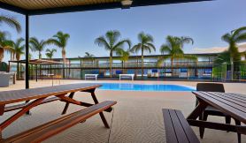 Westland Hotel Motel
