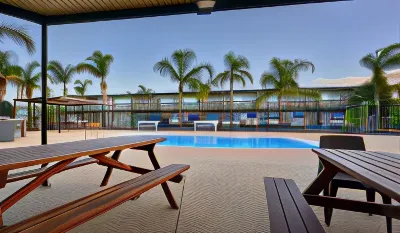 Westland Hotel Motel