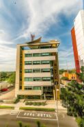 Hotel Titanium Plaza