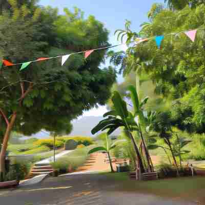 ไทรโยคน้อย บลูเมาท์เท่น รีสอร์ท Hotel Exterior