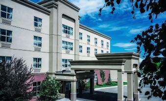 Hampton Inn & Suites by Hilton Edmonton International Airport