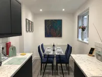 Stylish Modern 3-Bed House nr Manchester City Ctr Hotels in Bury