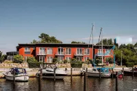 Apartment in the harbor Hotels in Poseritz