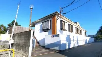 Guesthouse Ootsuki Hotels near Sophia University Junior College Division