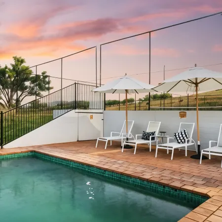 Stay in Mudgee the Grove, the Church, and Premium Private Homestead