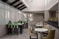 La Quinta Inn & Suites by Wyndham Round Rock North Hotels in Brushy Creek