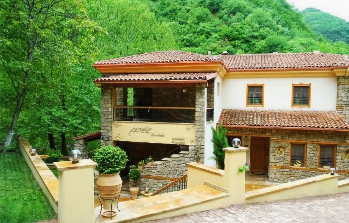 Roes Suites