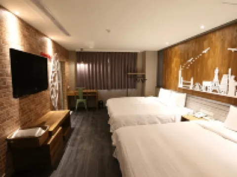 Central Hotel Hotels near Chung Yuan Christian University