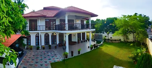 Lihini Scandic Hotels in Seeduwa