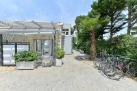 Alekos Luxury Suites Free 24h Transportation from - to Airport
