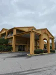 Days Inn & Suites by Wyndham Mobile
