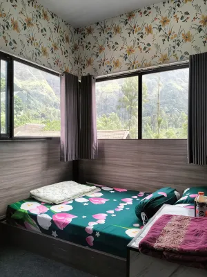 Villa Paiton Bromo Hotels in Sapikerep