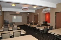 Holiday Inn Express Pittsburgh E - Waterfront DR