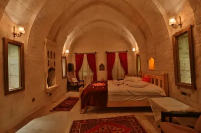 Abu Hayat Cave Suites