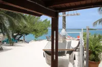 Coral Reef Beach - 3-Star