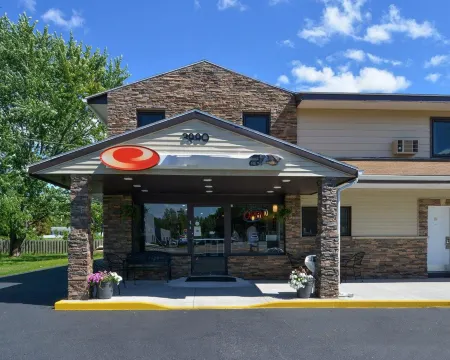 Econo Lodge Rochester I-90 & I-390 Отели рядом с достопримечательностью «Технологический институт Рочестер»