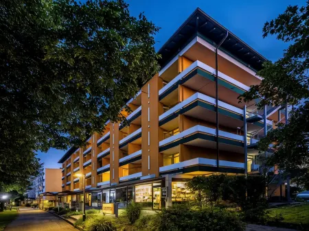 Kurhotel Panland Отели рядом с достопримечательностью «Spa and resort Camping MAX 1»