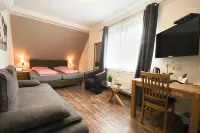 Hotel am Dalwigker Tor - Lemmikkieläimet sallittu