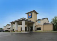 Norwood Inn & Suites North Conference Center
