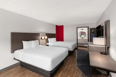 Ramada by Wyndham Bainbridge Hotels near Garden Center at The Home Depot