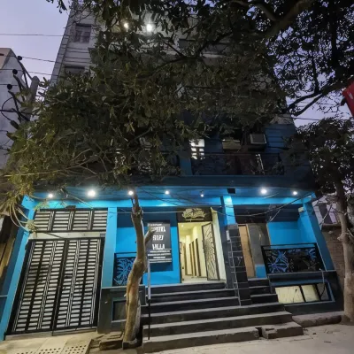Mauryan Elite Hotel Chhatarpur Metro Station Отели рядом с достопримечательностью «Храм Чаттарпур»