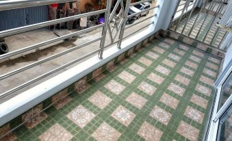 Lucky Hostel