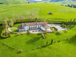 Villa Bonomo Charme Hotel