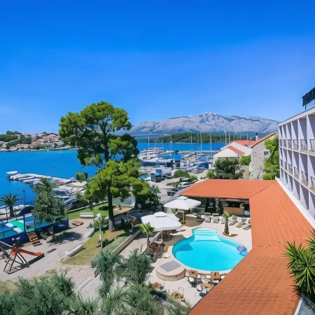 Hotel Lumbarda
