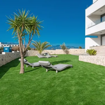 Apartments & Rooms Pool Villas Maris B