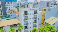 T98 Westlake Quang An - Tay Ho Center Garden View Studio! Hotels near GIANDON- Simple