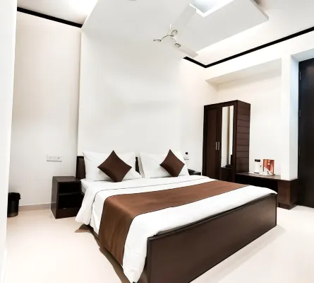 The Wind Cross Hotels in Pinjaur