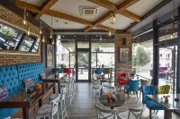 Hotel Del Medio Hotels in Sutomore