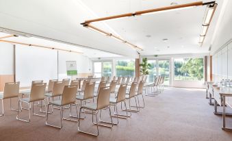 Holiday Inn Lille - Ouest Englos