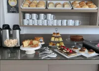 One Hotel - breakfast