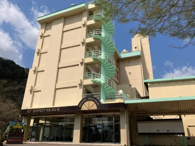 Kinugawa Royal Hotel فنادق في 