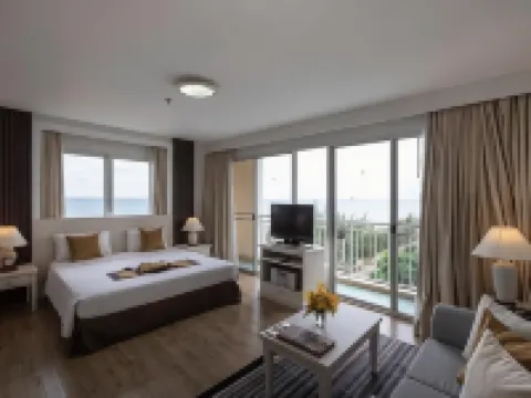 カンタリー ベイ ホテル＆サービス アパートメント ラヨン ラヨーンのホテル