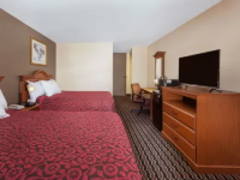 เดย์สอินน์ บายวินด์แฮม อัลเบียน โรงแรมในCalhoun County