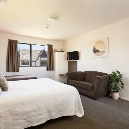 Blenheim Palms Motel